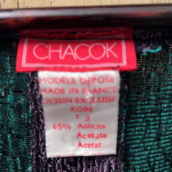 Skirt waistband is elastic colors purple &green. Skirt is below the knee midi - Picture 7 of 7